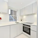 Chic 2 Bed Flat Cadogan Square